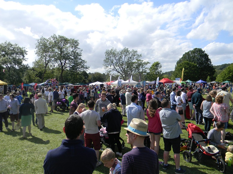 Onlooking Crowds