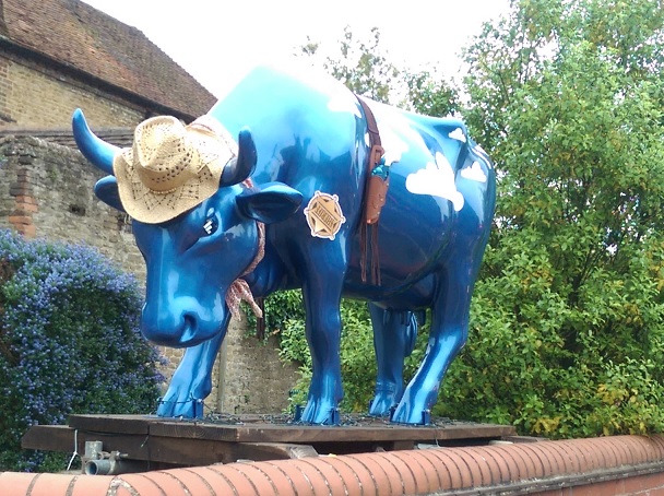 Cow Parade dressed as cowboy